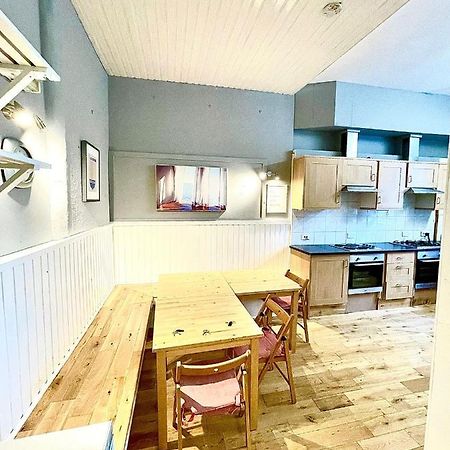 Apartament Central Edinburgh - Large Groups Zewnętrze zdjęcie