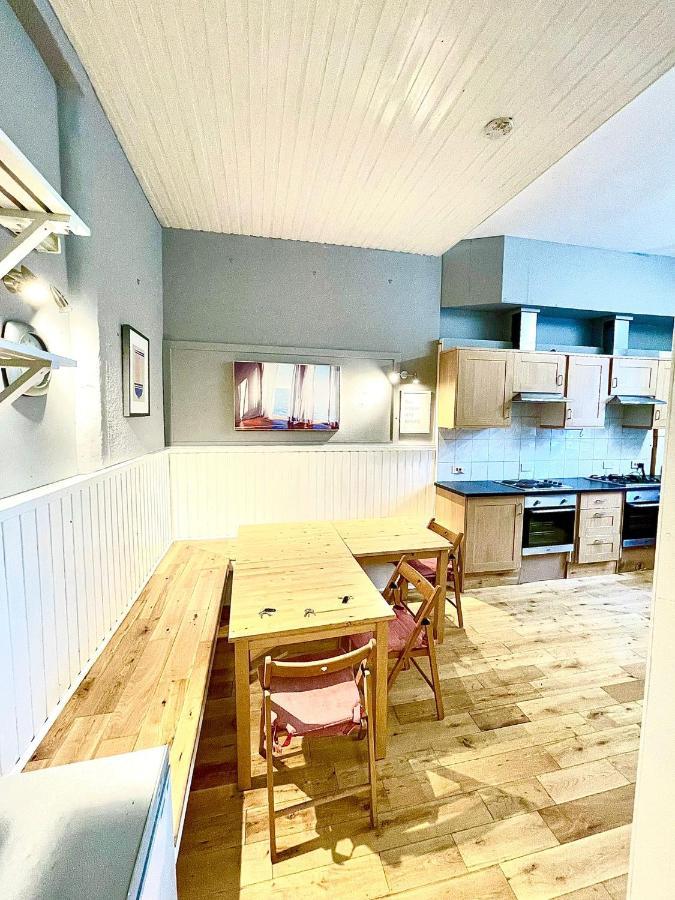 Apartament Central Edinburgh - Large Groups Zewnętrze zdjęcie