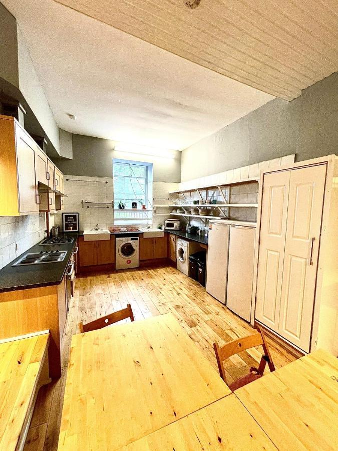 Apartament Central Edinburgh - Large Groups Zewnętrze zdjęcie
